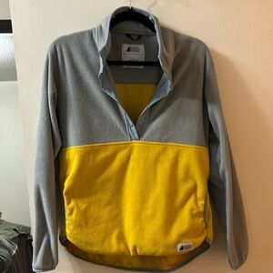 MEC fleece pullover, size S